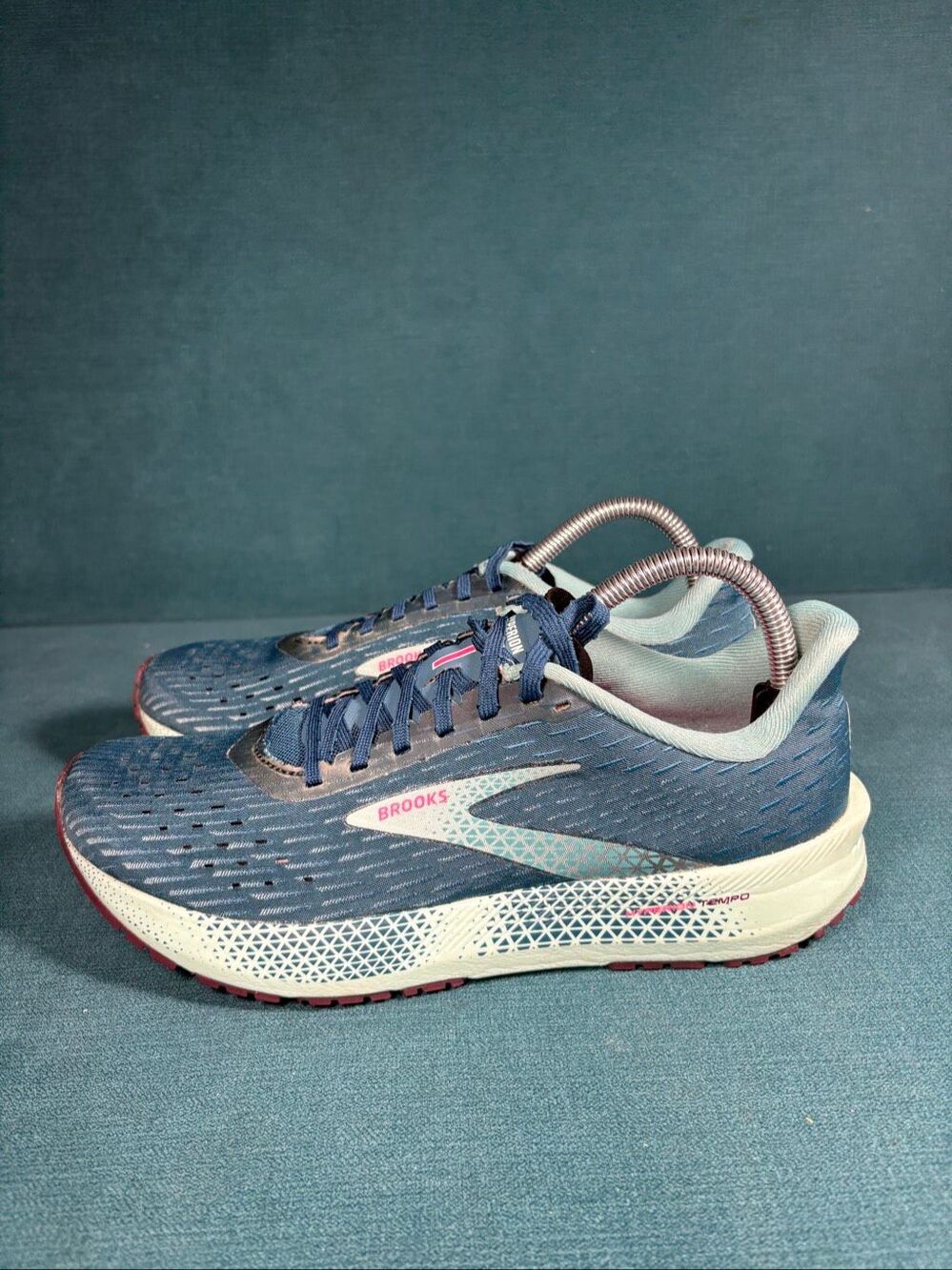 Brooks Hyperion Tempo Blue Pink Women's Size 9 Medium B Running Shoes 120326